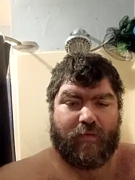 Rcraigue4 online show from December 16, 2025, 11:32 pm