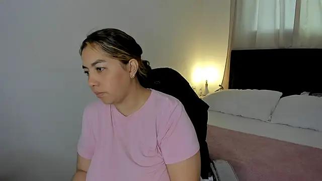 brithany olson25 online show from February 6, 2026, 12:08 pm