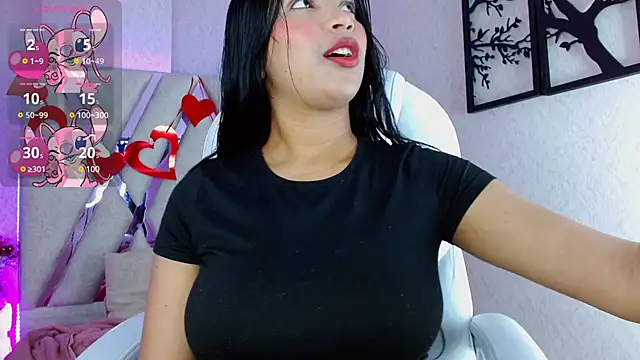 Sophia waalker  1 online show from March 5, 2025, 11:28 am