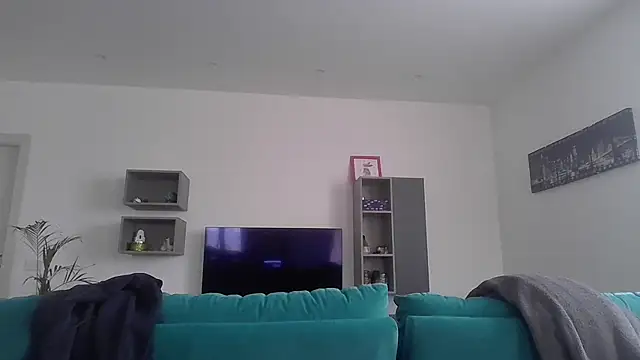 Masterclassyfeet online show from April 17, 2026, 6:49 am