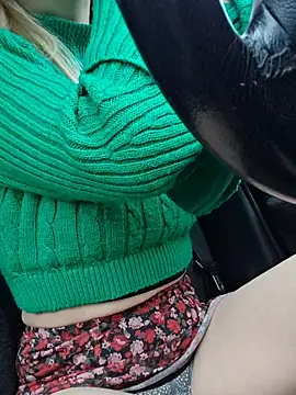 SweetyNinaOff1 online show from March 11, 2026, 8:42 am