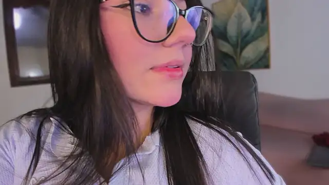 Ayha khalaf online show from February 3, 2026, 2:53 am