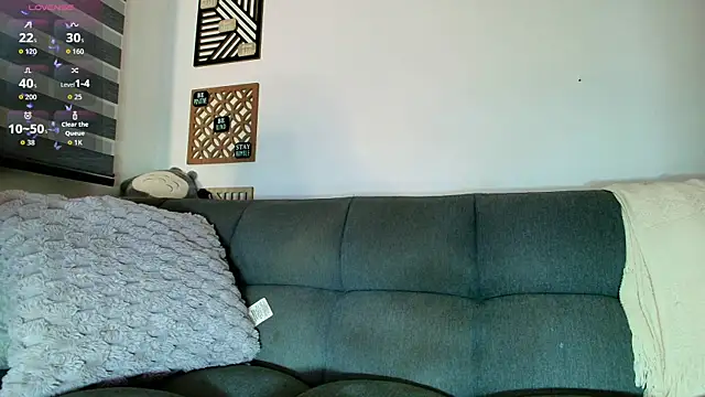 love sharol  online show from October 31, 2025, 3:29 am