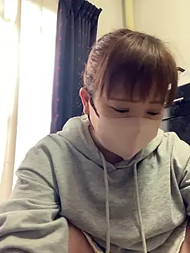 ran xx x online show from October 19, 2025, 5:41 am