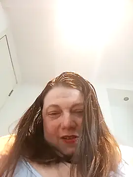 HotHornyEmmaX online show from April 9, 2026, 5:29 pm