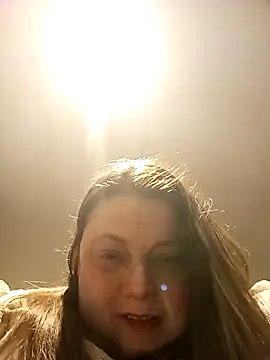 HotHornyEmmaX online show from April 19, 2026, 7:27 pm