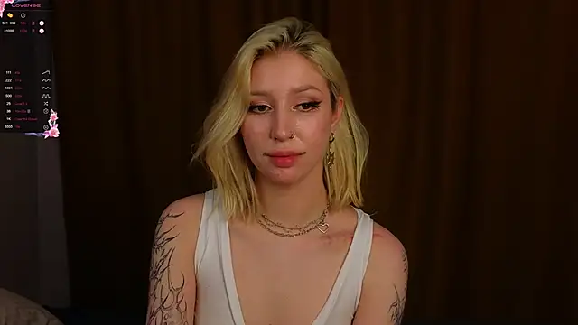 Snapshot of SallyCha chatting on February 22, 2025, 4:18 am SallyCha online show from February 22, 2025, 4:18 am