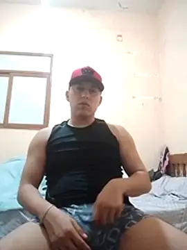 LuisMex1998 online show from November 5, 2025, 8:14 am