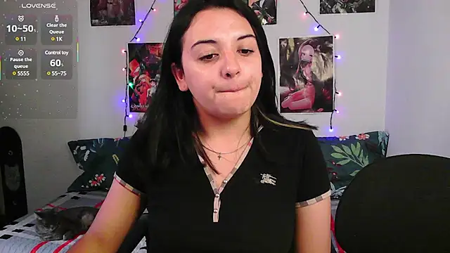 Snapshot of Tina_4_Charlie chatting on January 24, 2025, 3:02 pm Tina 4 Charlie online show from January 24, 2025, 3:02 pm