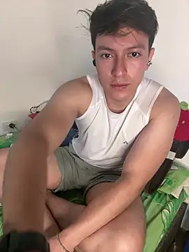 Snapshot of Amon__ashford chatting on January 28, 2025, 11:17 pm Amon ashford online show from January 28, 2025, 11:17 pm