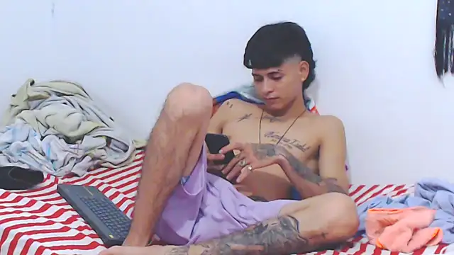 lu nastyboy18 online show from September 28, 2025, 3:34 am