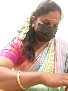 Snapshot of Tamil_Aathira chatting on March 5, 2025, 10:55 am Tamil Aathira online show from March 5, 2025, 10:55 am