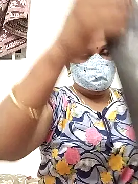 Snapshot of Tamil_Aathira chatting on March 16, 2025, 11:04 pm Tamil Aathira online show from March 16, 2025, 11:04 pm