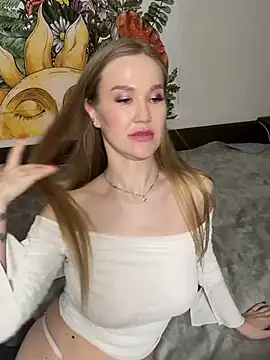 DianaShermy online show from February 5, 2025, 6:26 pm