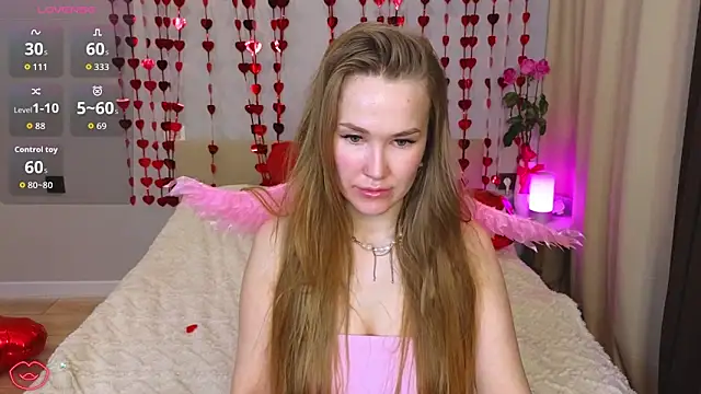 DianaShermy online show from February 12, 2026, 7:09 pm