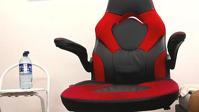 carlos alber12 online show from February 7, 2025, 10:20 pm