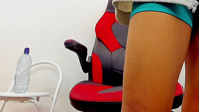 carlos alber12 online show from February 14, 2025, 1:45 am