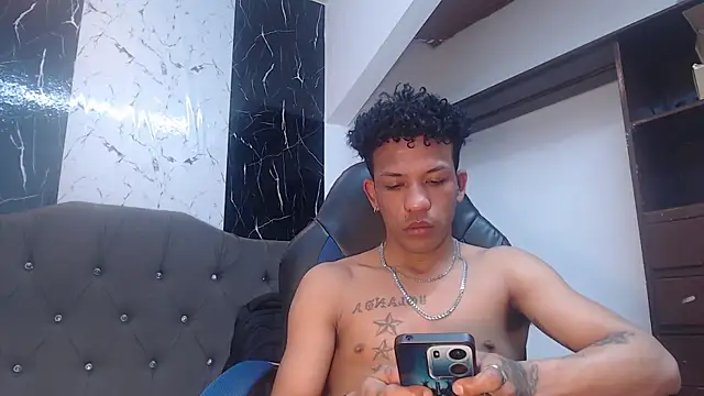 carlos alber12 online show from September 11, 2025, 7:25 pm