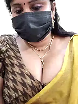 Snapshot of Queenflowerr chatting on January 30, 2025, 7:59 pm Queenflowerr online show from January 30, 2025, 7:59 pm