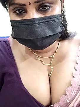 Snapshot of Queenflowerr chatting on March 15, 2025, 4:10 pm Queenflowerr online show from March 15, 2025, 4:10 pm