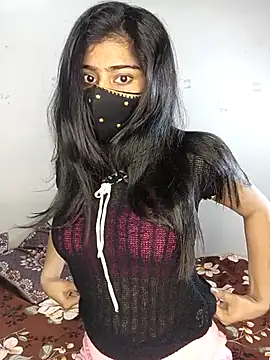 Snapshot of Love-N chatting on February 1, 2026, 12:31 am Love-N online show from February 1, 2026, 12:31 am