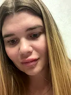 ella zzz online show from September 30, 2025, 4:01 pm