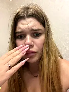 ella zzz online show from October 10, 2025, 7:24 pm