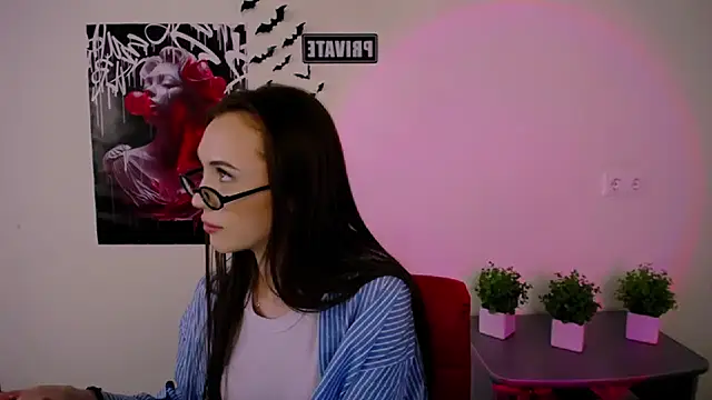 Nikonara Love online show from March 21, 2025, 11:55 am