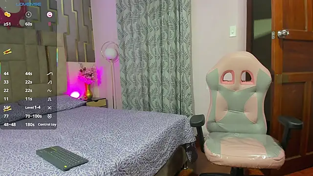 scarlet hit online show from February 5, 2025, 4:06 am