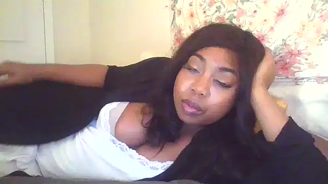 angeliquebelcali online show from September 24, 2025, 9:23 am