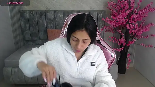 lilith petit sub online show from January 30, 2025, 12:48 pm