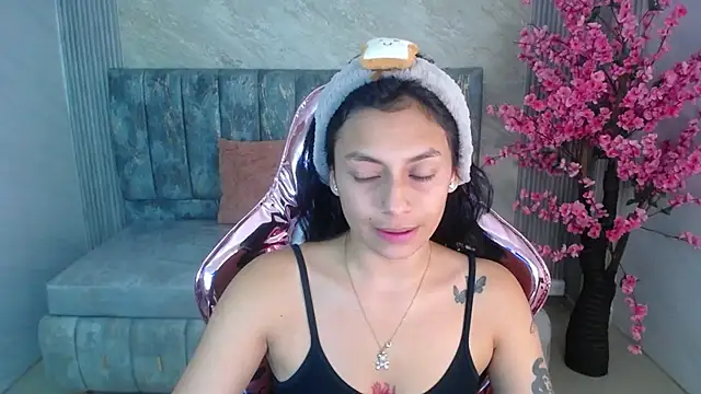 lilith petit sub online show from February 4, 2025, 12:44 pm