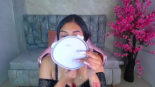 lilith petit sub online show from February 4, 2025, 3:47 pm