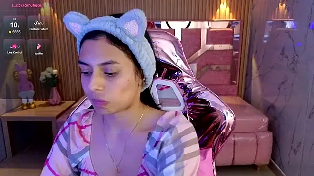 lilith petit sub online show from October 16, 2025, 3:18 am