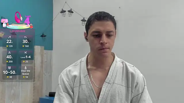 Frank Millers online show from October 10, 2025, 9:14 pm