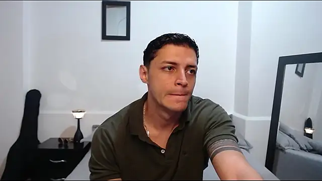 Frank Millers online show from May 15, 2026, 11:01 pm