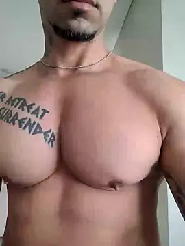 Snapshot of badbrown chatting on February 5, 2025, 12:38 pm badbrown online show from February 5, 2025, 12:38 pm