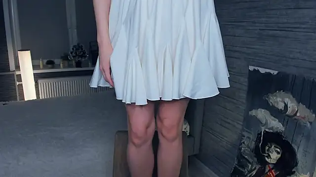 FloraDobb online show from January 28, 2025, 10:34 pm