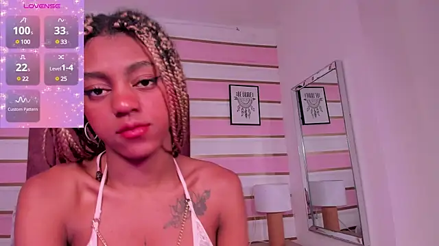 taliarussel online show from March 13, 2025, 9:48 pm