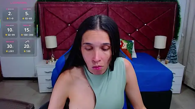 victoria adams07 online show from December 13, 2025, 7:53 pm