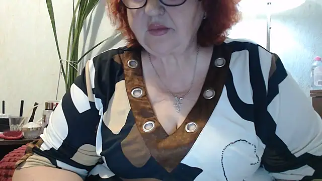 DeniseeRosea online show from May 28, 2026, 7:11 pm