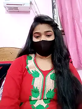 Snapshot of Simran-001 chatting on February 3, 2025, 5:46 pm Simran-001 online show from February 3, 2025, 5:46 pm