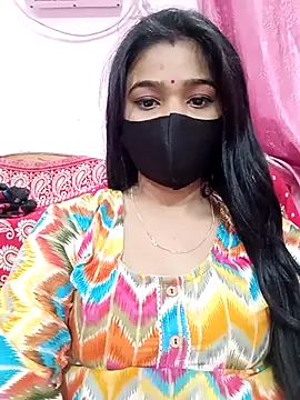 Snapshot of Simran-001 chatting on February 19, 2025, 5:06 pm Simran-001 online show from February 19, 2025, 5:06 pm