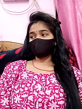 Snapshot of Simran-001 chatting on March 12, 2025, 10:39 pm Simran-001 online show from March 12, 2025, 10:39 pm