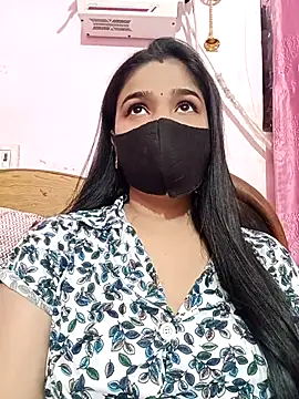 Snapshot of Simran-001 chatting on November 26, 2025, 9:32 am Simran-001 online show from November 26, 2025, 9:32 am