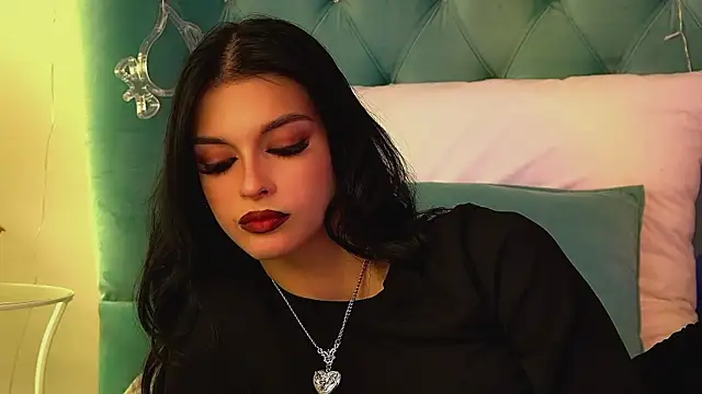 BeverlyMost online show from December 21, 2025, 7:37 am