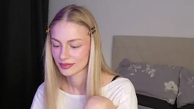 GabriellaOlsen online show from June 1, 2026, 5:14 pm