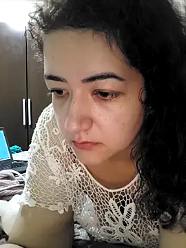 Snapshot of Byabundao chatting on February 19, 2025, 2:01 pm Byabundao online show from February 19, 2025, 2:01 pm