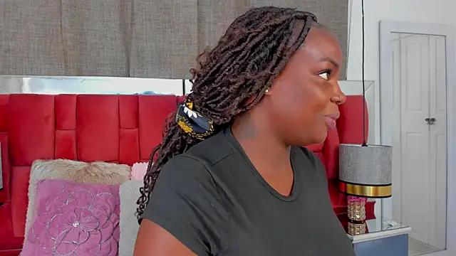 NatyParker online show from November 22, 2025, 1:54 pm