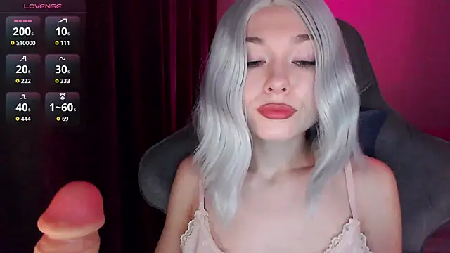 Snapshot of Ohmy_Nora_ chatting on March 31, 2026, 10:54 pm Ohmy Nora online show from March 31, 2026, 10:54 pm